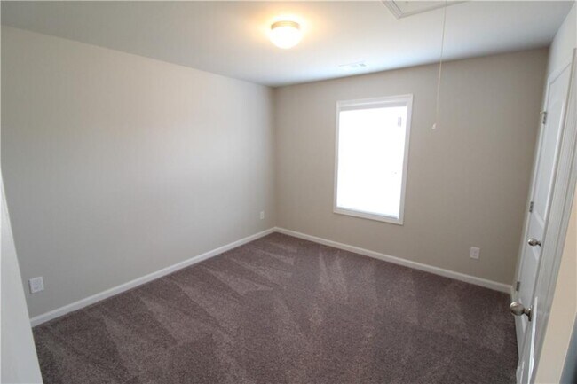 Building Photo - 5729 Shore Isle Ct