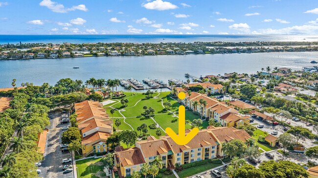 Building Photo - 135 Yacht Club Way