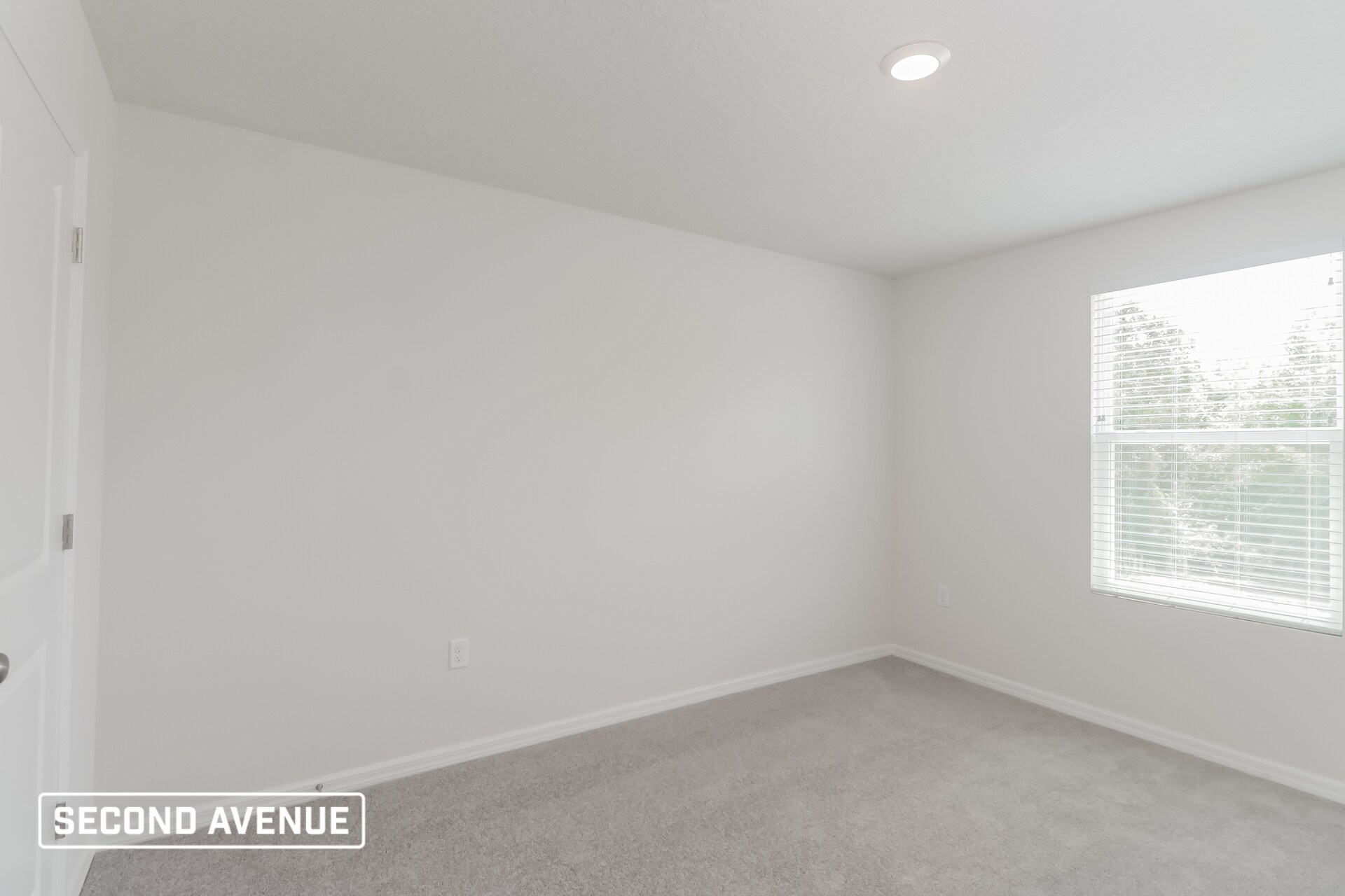 Building Photo - 10774 N Academy Dr