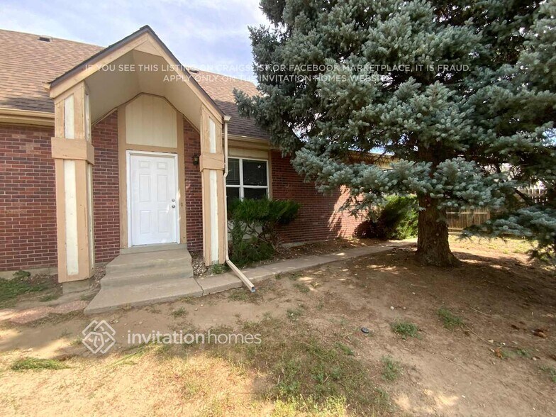 Building Photo - 14995 E Stanford Dr