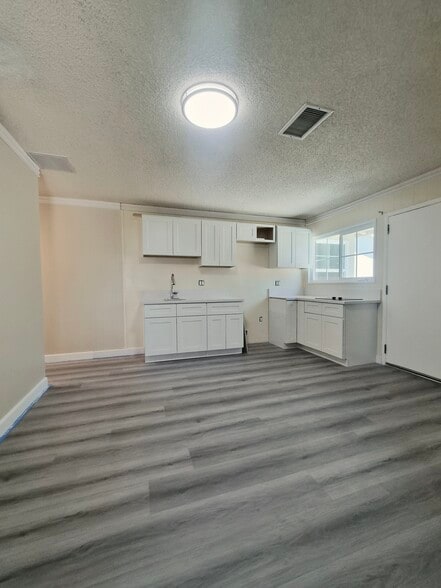 Building Photo - 2931 Sepulveda Ave
