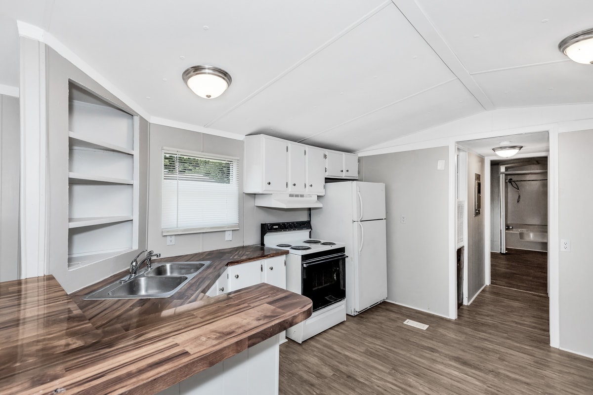 Building Photo - 2303 Highway 20