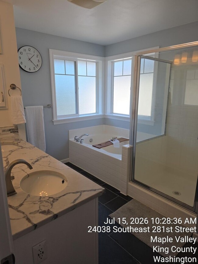 Building Photo - 4-Bedroom Corner-Lot Home | Central A/C | Carpet-Free Living | Walk to Schools, Parks and Cedar R...