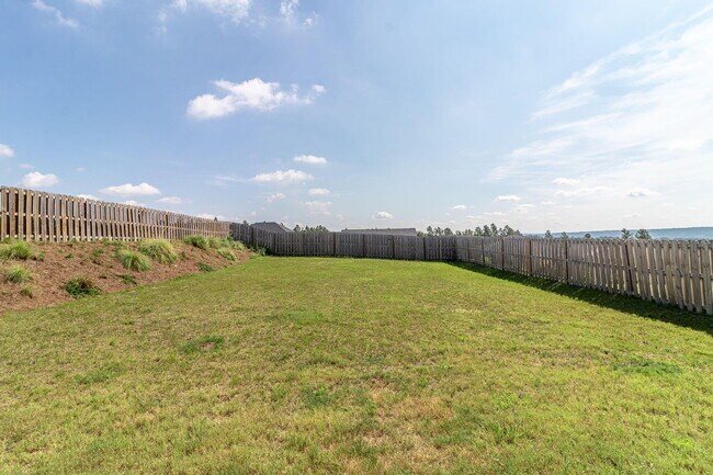 Building Photo - 4831 Fairmont Dr