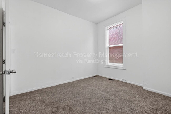 Building Photo - 3833 Oregon Ave