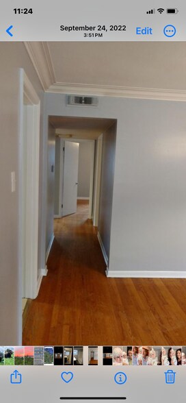 Building Photo - 1256 1/2 Moorlands Dr