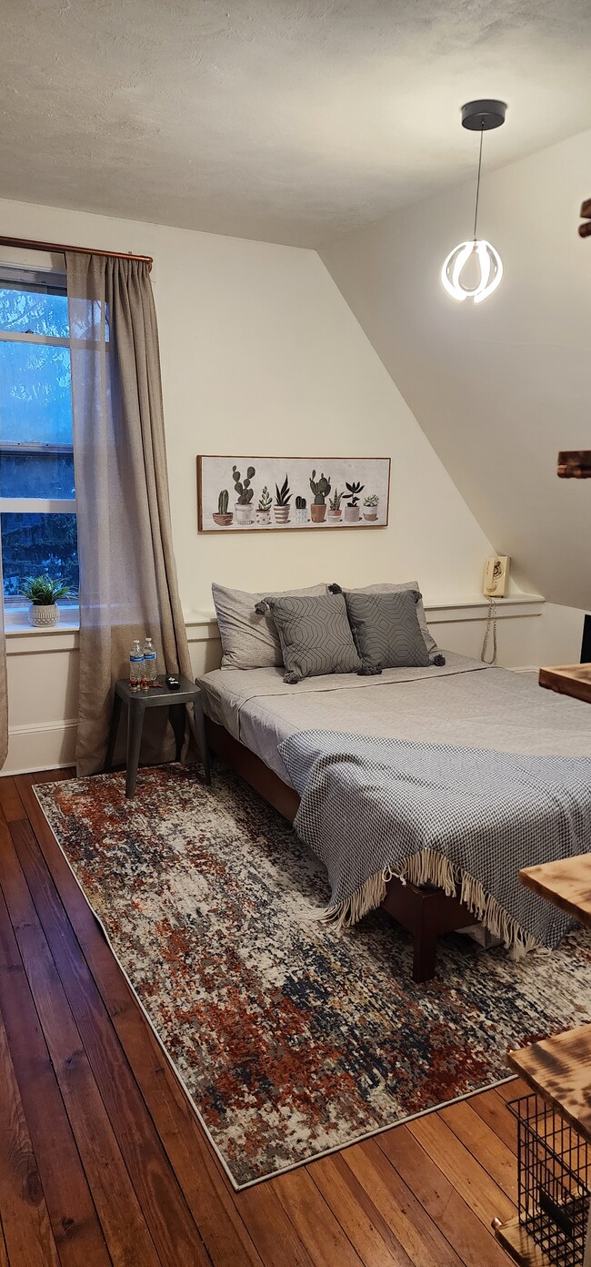 Bedroom #3 has just been renovated! - 116 Fairview Ave