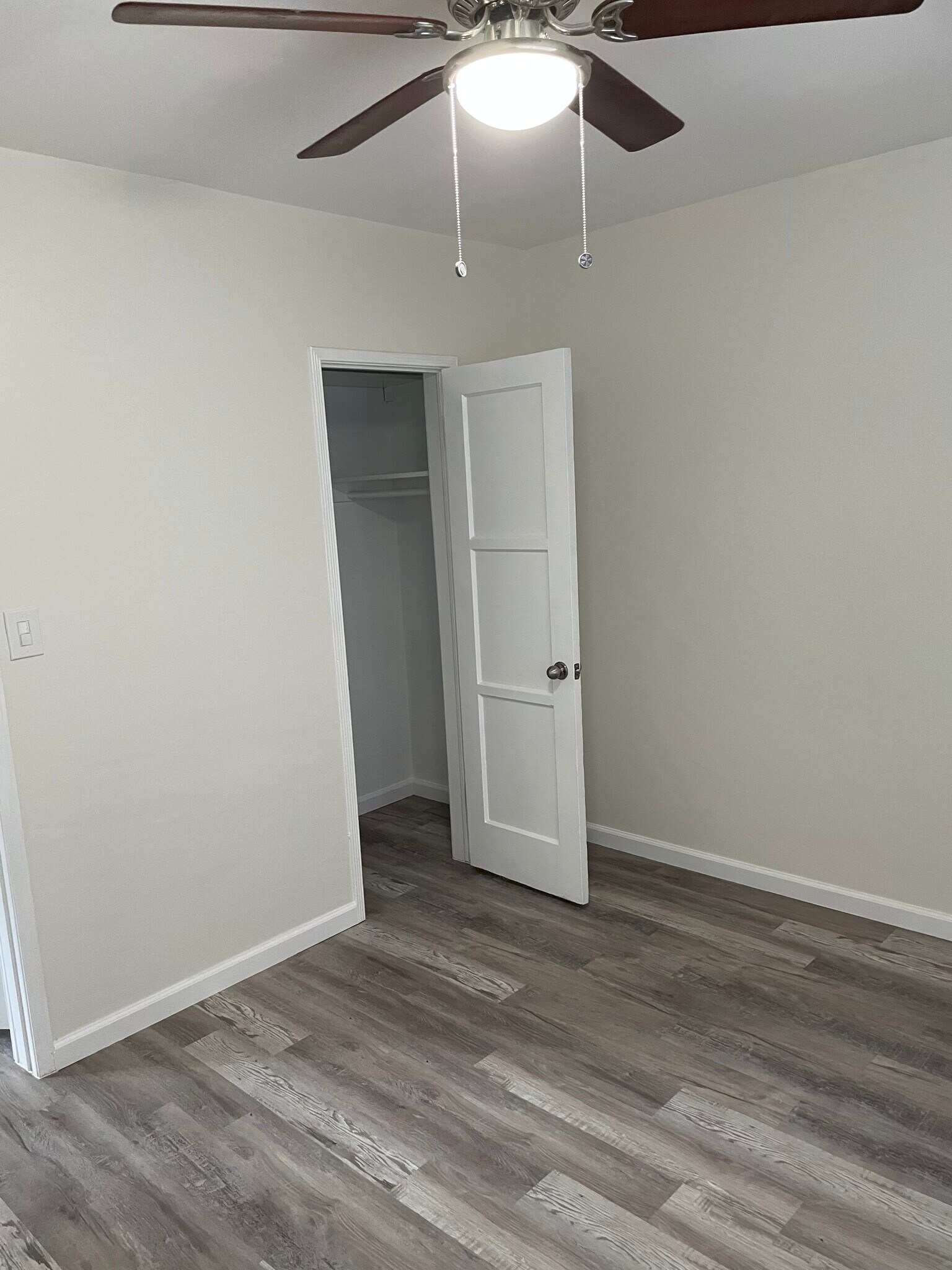 Building Photo - 4257 N Bellflower Blvd