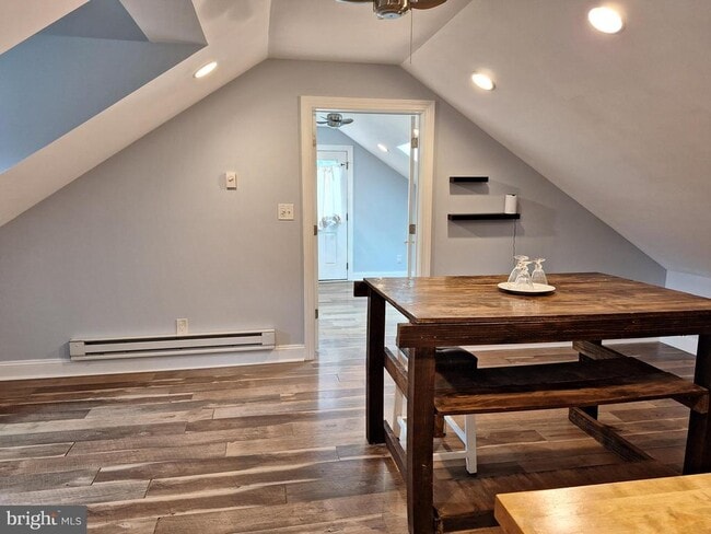 Building Photo - 9078 Knoll Run Ln