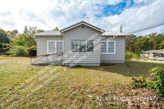 Building Photo - 12889 Holt Peterson Rd