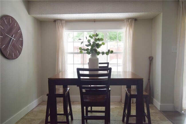 Building Photo - 3406 Valley Pike Rd