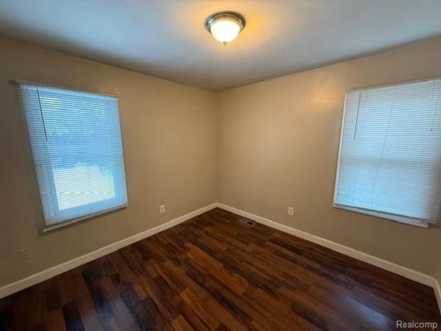 Building Photo - 1421 E 14 Mile Rd