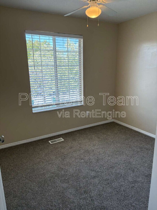 Building Photo - 4440 S 2750 W