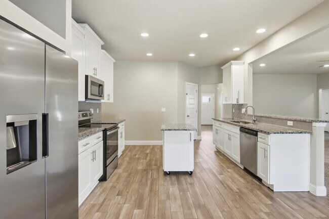 Building Photo - 2892 Chancery Ln