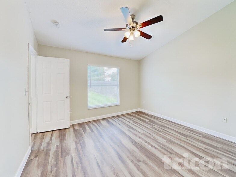 Building Photo - 2107 Flintlock Blvd