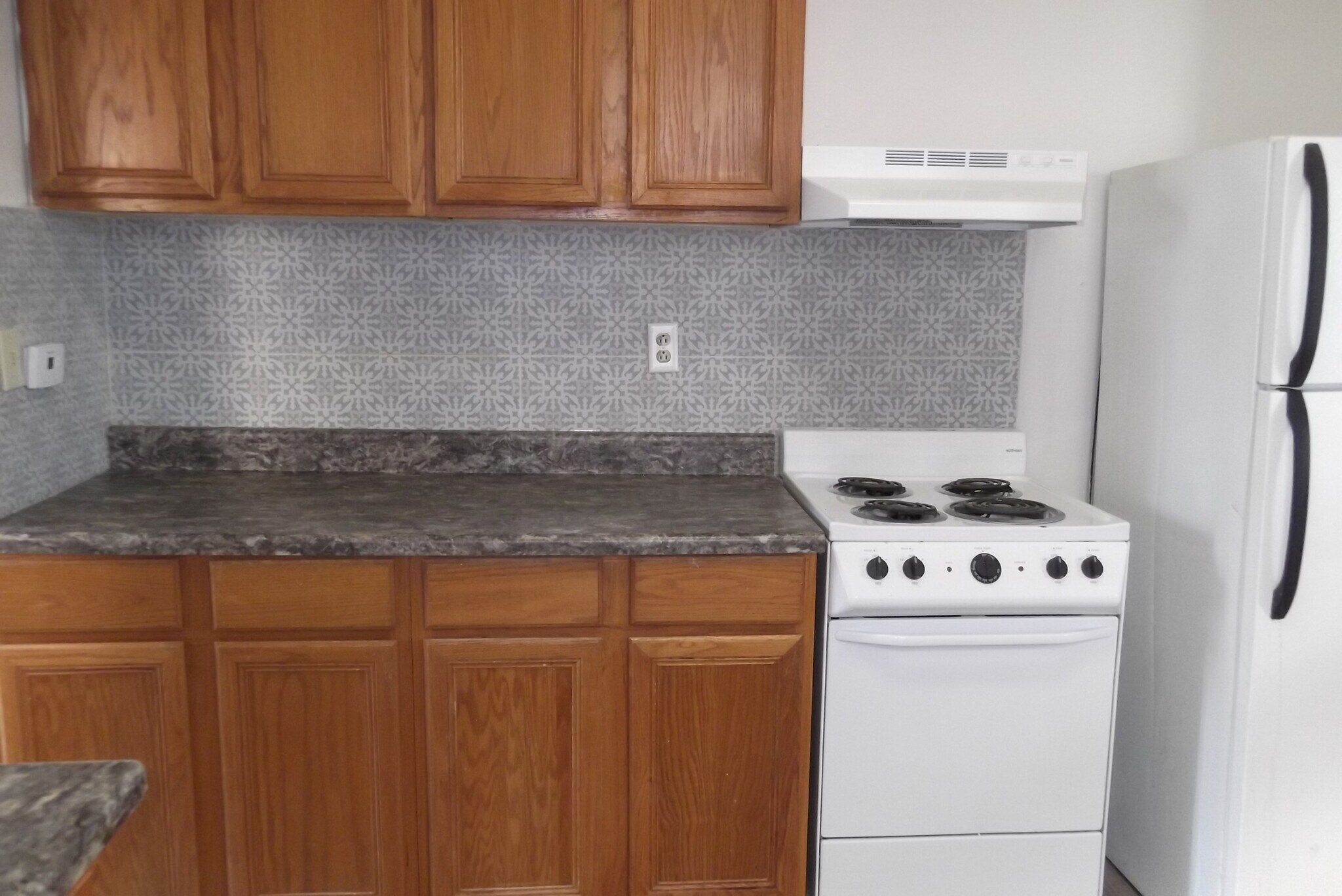 kitchen - 32 Bay Ave