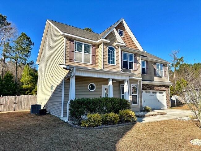 Building Photo - 908 Merlin Ct