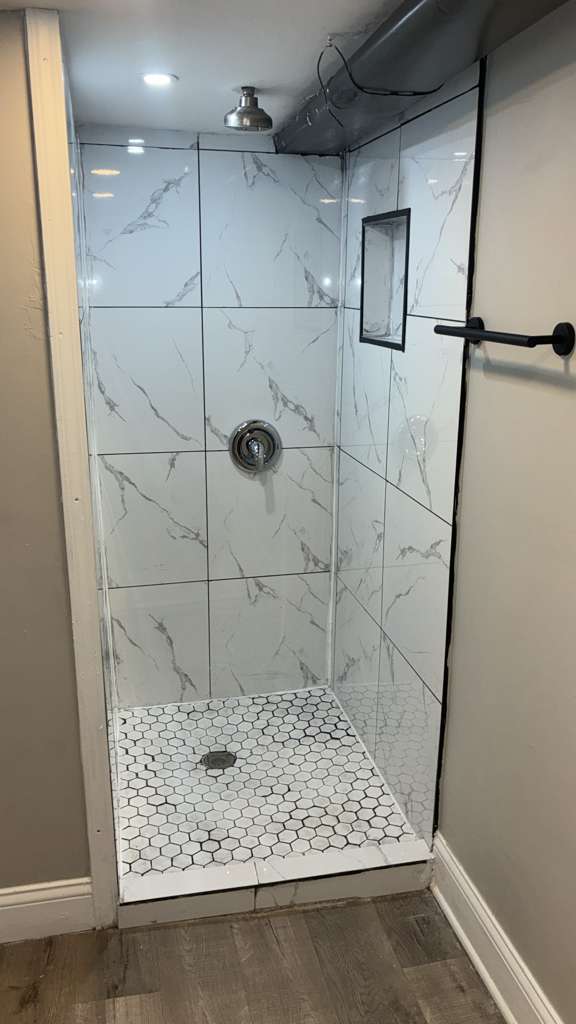 Building Photo - 2721 Woodbridge Ave