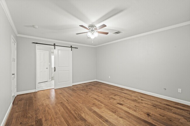 Building Photo - 410 Bauxhall Ct