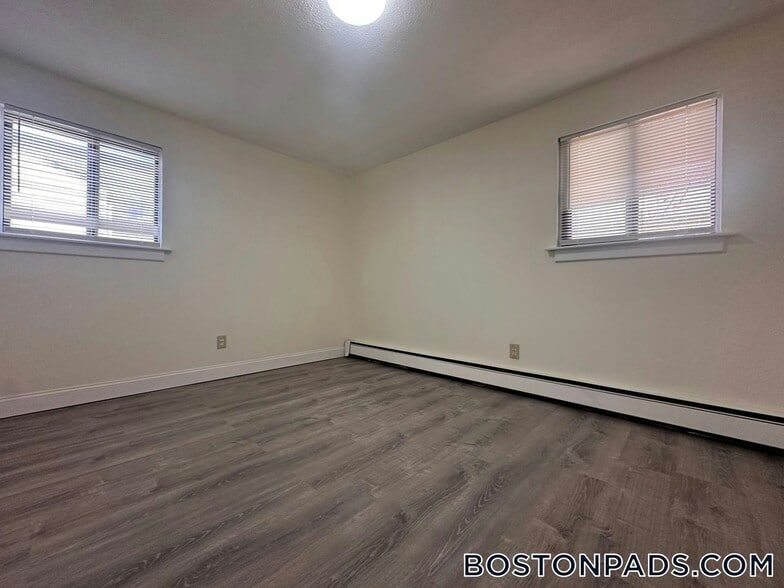 Building Photo - 7 Gorham Ave