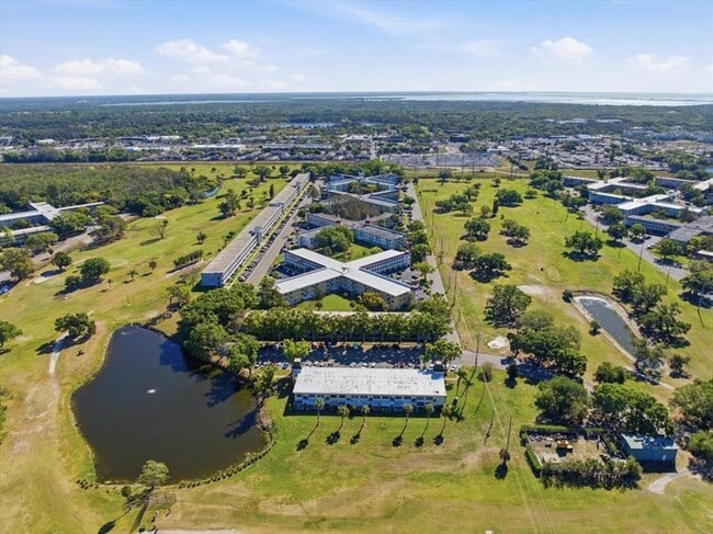 Building Photo - 2400 Franciscan Dr