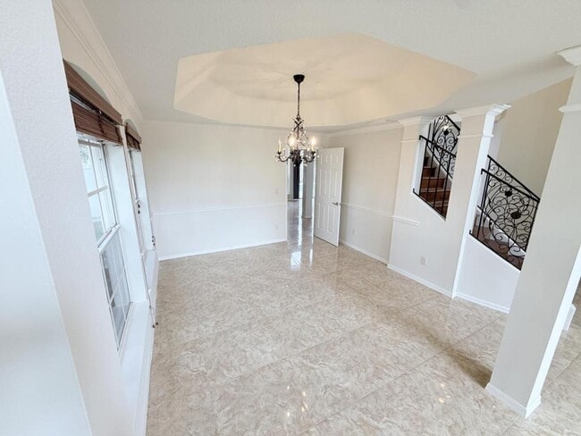 Building Photo - 8055 Glitter Ct