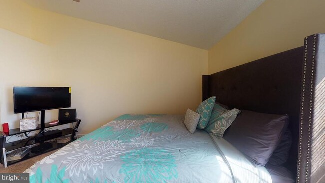 Building Photo - 12021 Calico Woods Dr
