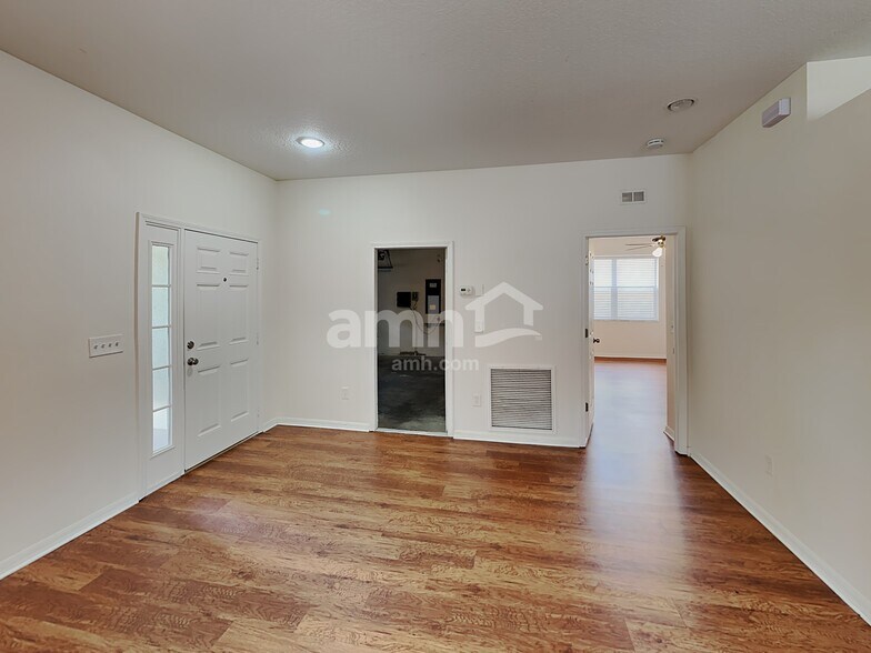 Building Photo - 1609 Delano Trent St