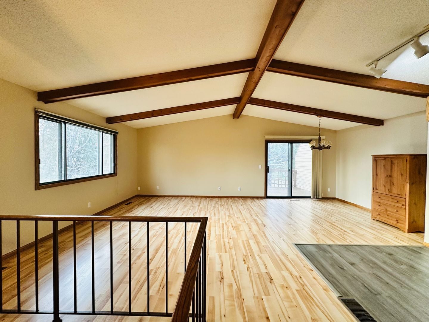 Building Photo - 840 Martha Lake Ct