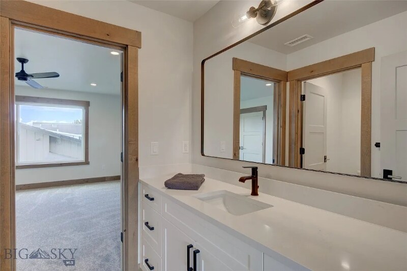 Building Photo - 4559 Alexander St