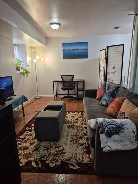 Building Photo - 146 Terrace Ave