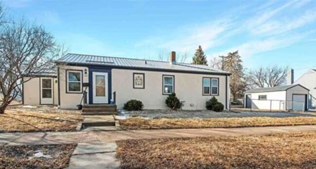 Primary Photo - 1501 W 15th St. Sioux Falls, SD 57104