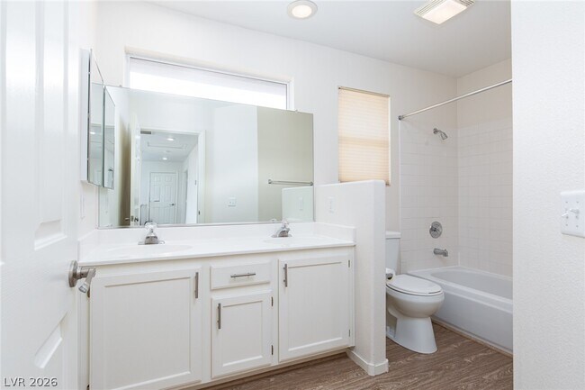 Building Photo - 256 Horizon Pointe Cir