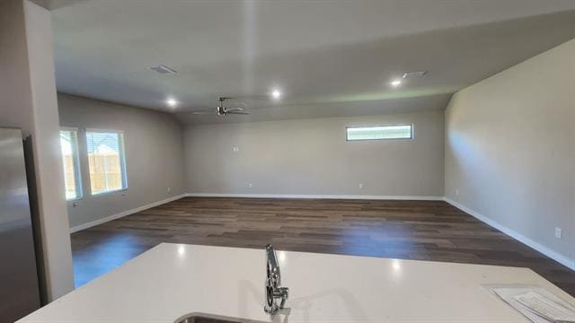 Building Photo - 920 Rosemary Hl Dr