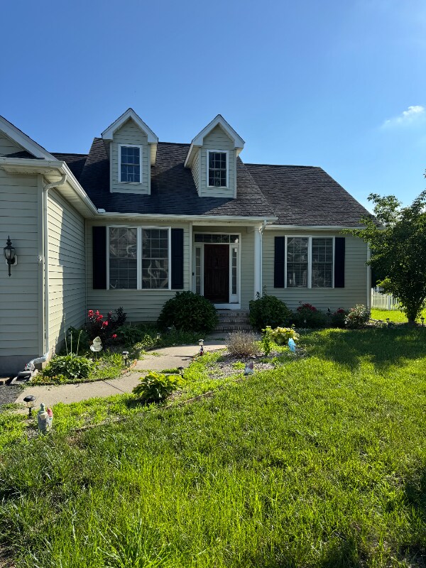 Building Photo - 79 Phillips Dr