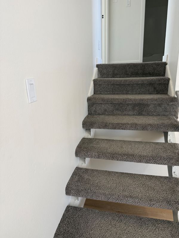 Building Photo - 81 W 300 N