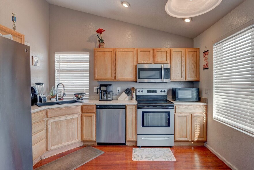 Building Photo - 4790 S Flat Rock Ct