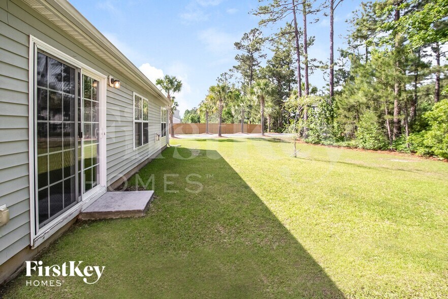 Building Photo - 3384 Fletton Way