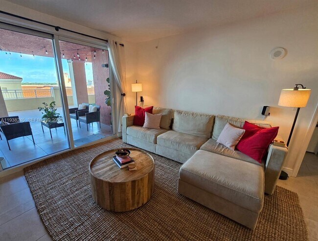 Building Photo - 7350 SW 89th St