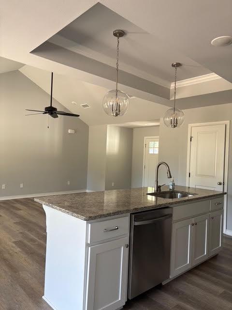 Building Photo - 148 Brenlind Ln