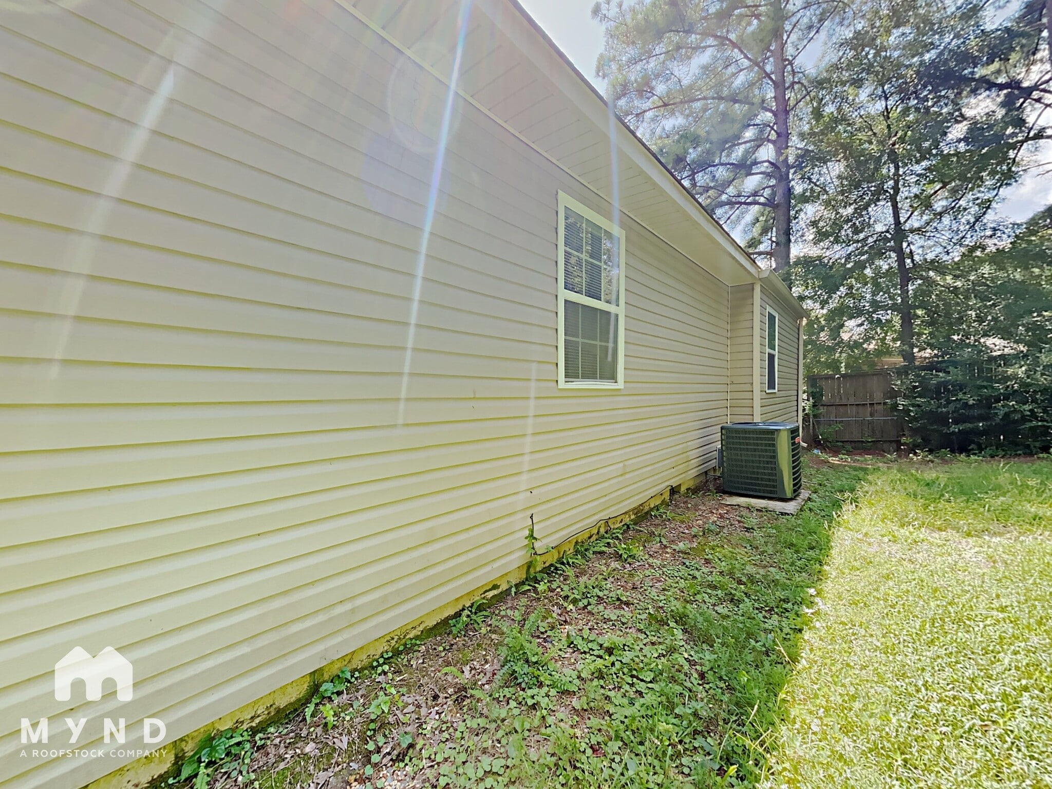 Building Photo - 612 15th Ct NW