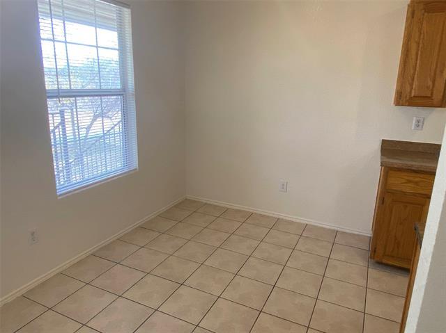 Building Photo - 300 S Magnolia St