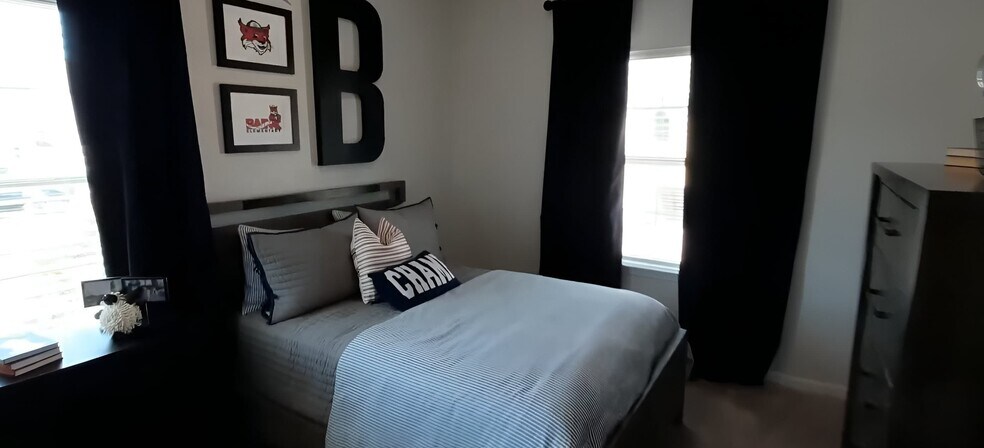 Building Photo - 7718 Nelson Rd