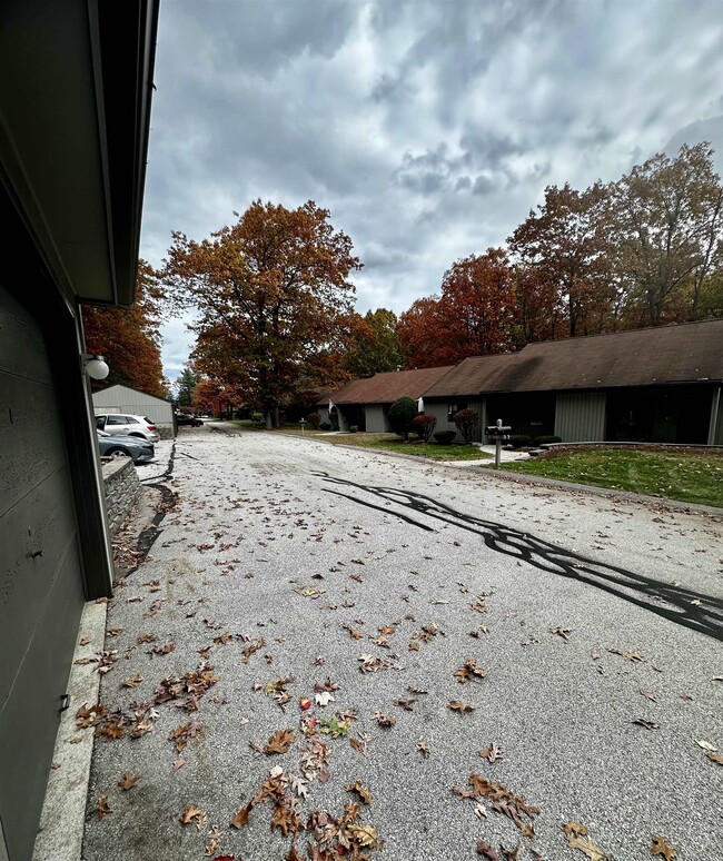 Building Photo - 22 Essex Grn Dr