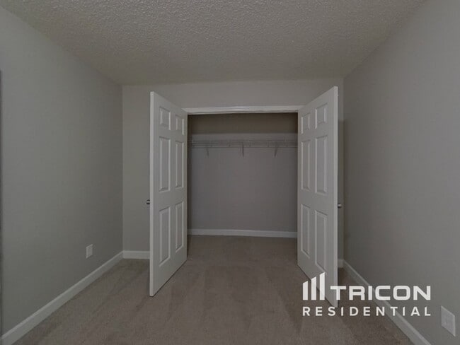 Building Photo - 1005 Alston Hill Dr