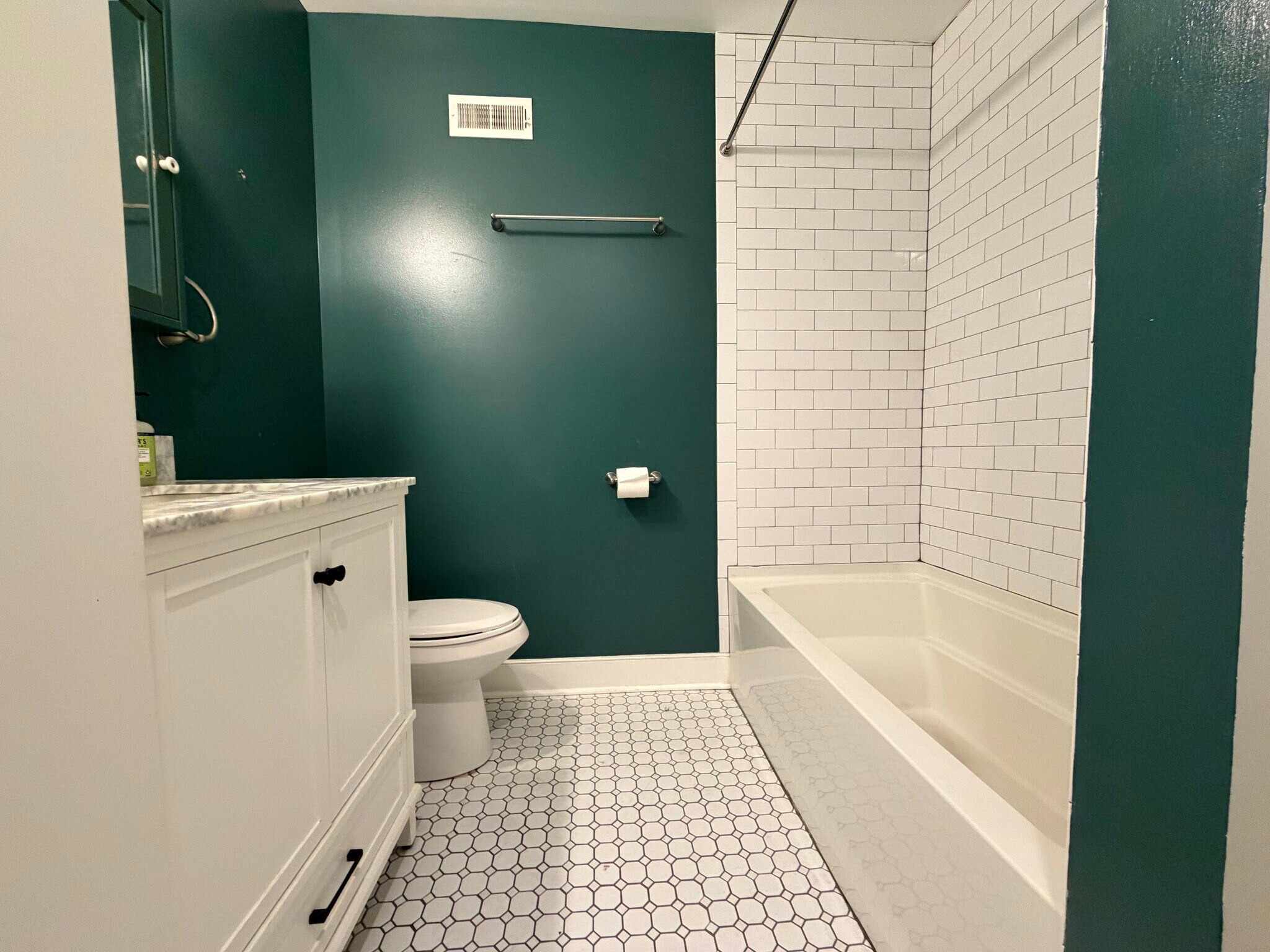 Building Photo - 3034 Baltz St