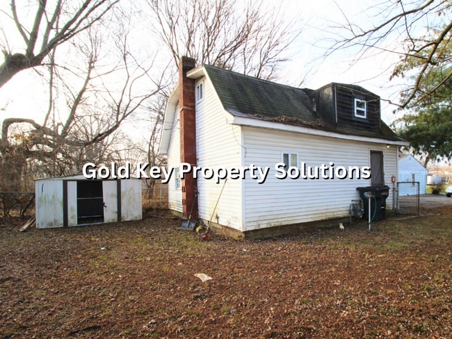 Building Photo - 2 BR 1 BA House Off Scatterfield (NO SECTION 8)