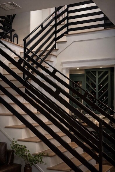 Building Photo - 805 Cordell St