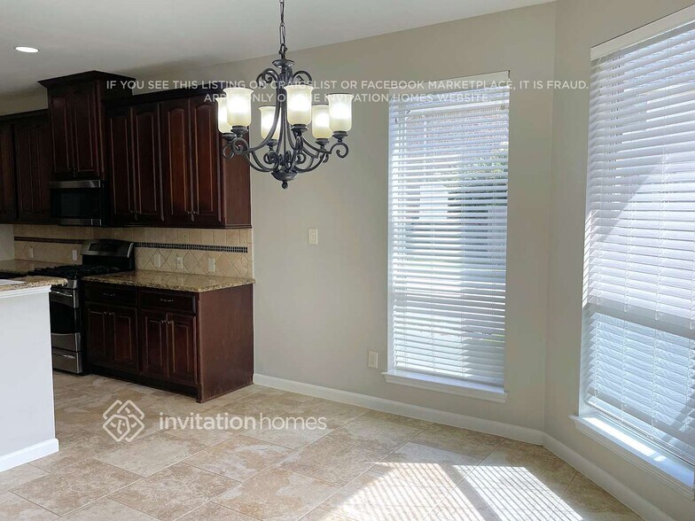 Building Photo - 16002 Maple Shores Dr