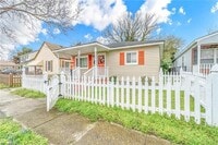 Building Photo - 815 Whitehead Ave
